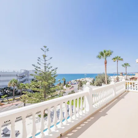 Cubo's Front Villa Benalmádena